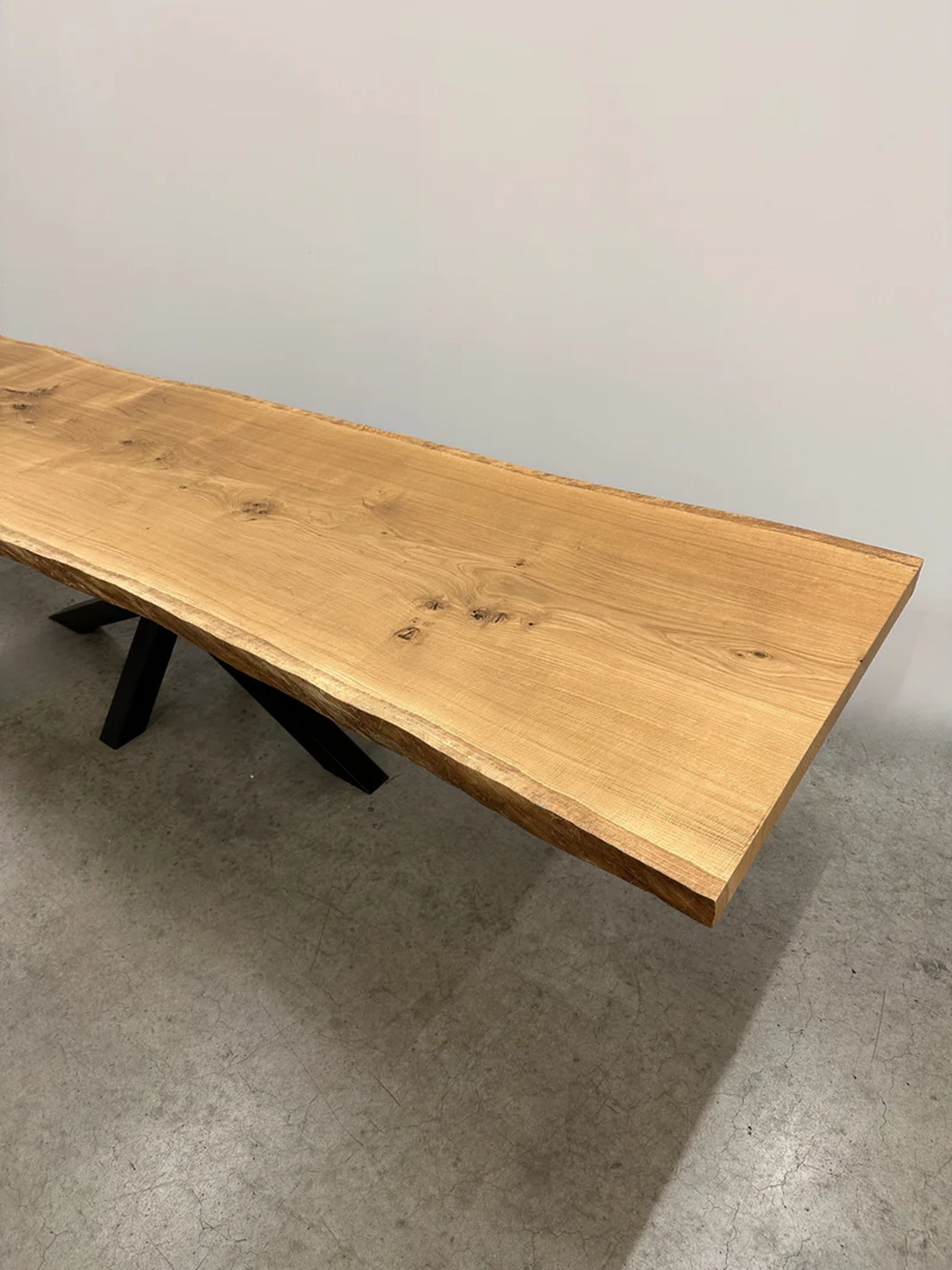 4Elements Maximilianus Group GmbH - designer furniture and decor - wooden table